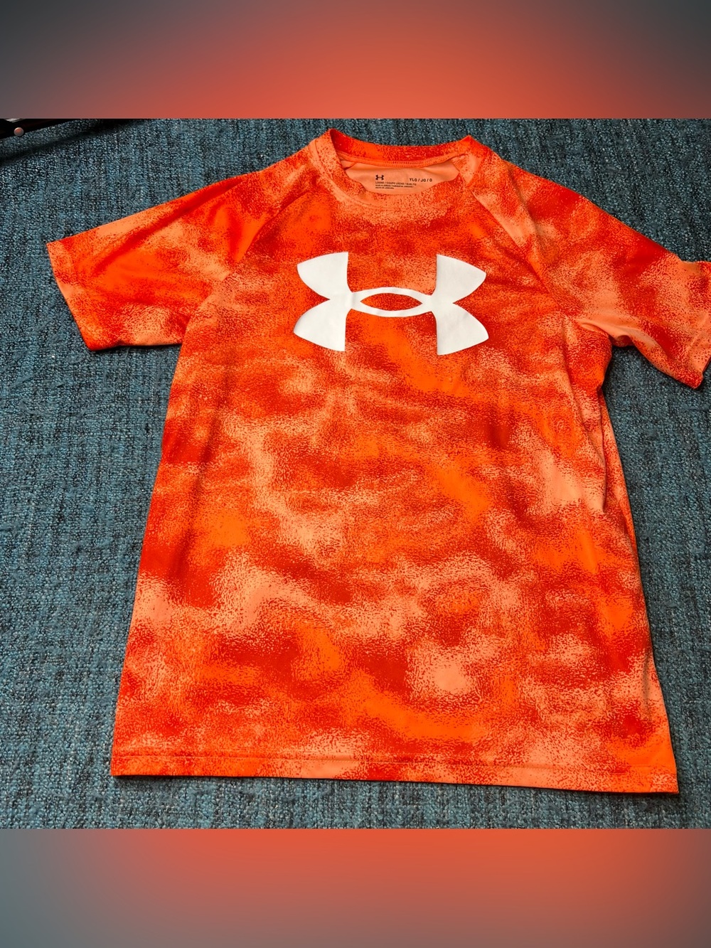 Under Armour Youth Boys Orange Athletic Short Sleeve T-Shirt Youth Boys Large